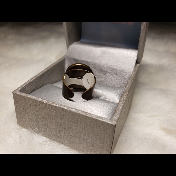 Green Crystal Flower Ring Adjustable Open Clasp - Picture 6 of 7